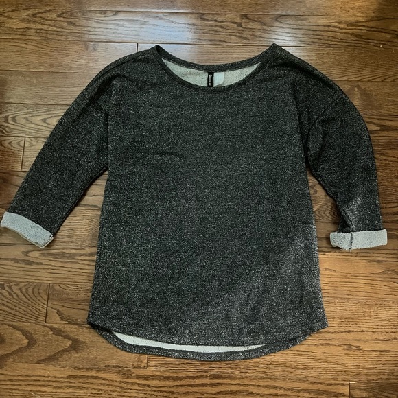 SILVER 3/4 SLEEVE BLOUSE - Picture 3 of 3